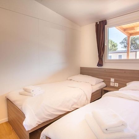 Mobile Homes Delta Marine At Campsite Rapoca نيغيزيني المظهر الخارجي الصورة