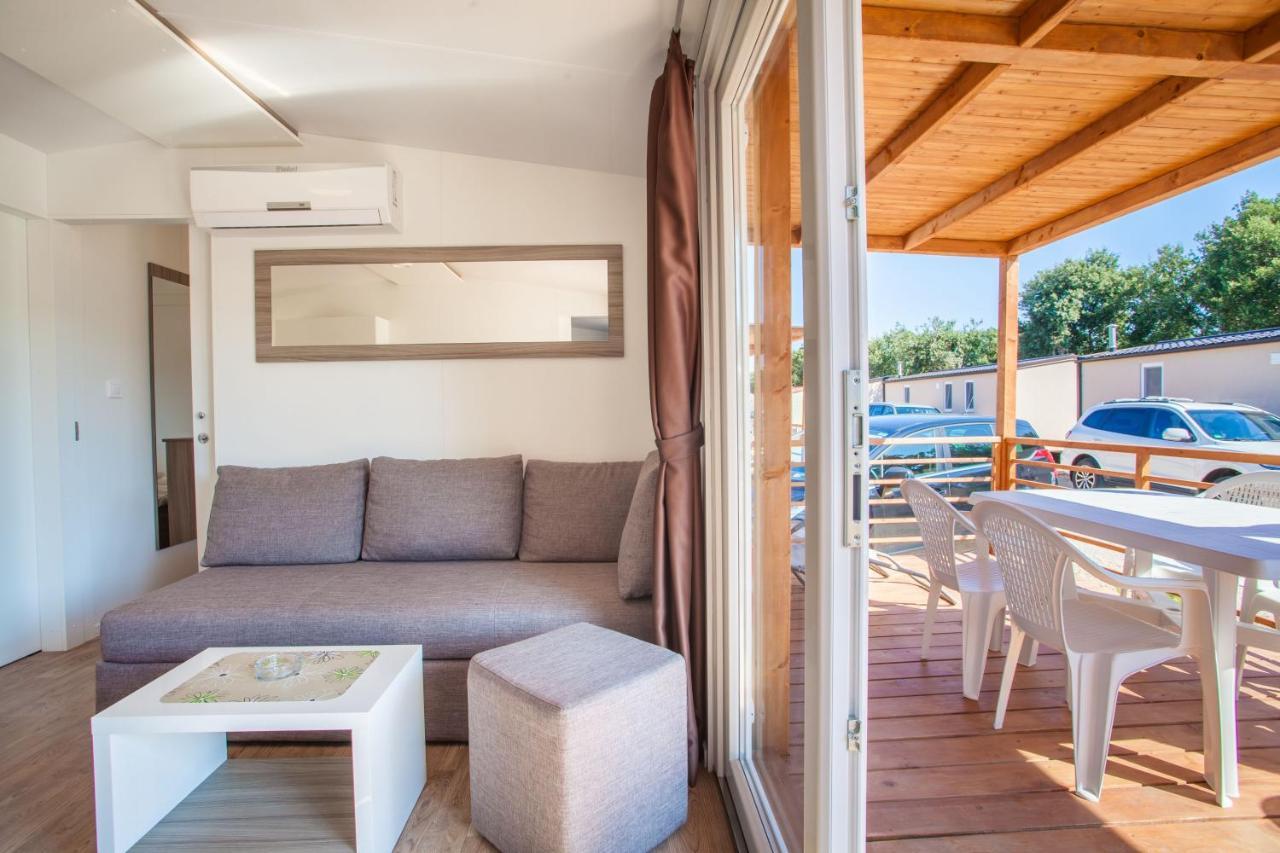 Mobile Homes Delta Marine At Campsite Rapoca نيغيزيني المظهر الخارجي الصورة
